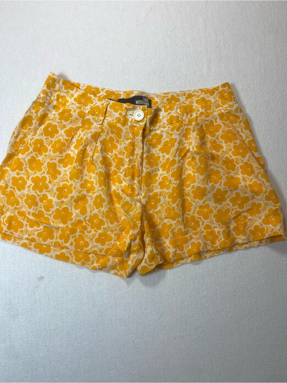 Love Moschino Silk Summer Yellow Floral Bermuda Shorts size 4. See description.